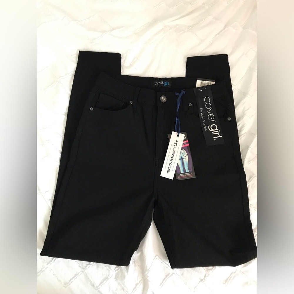 NEW Covergirl Womens Jeans - Black Slim Fit 13 14